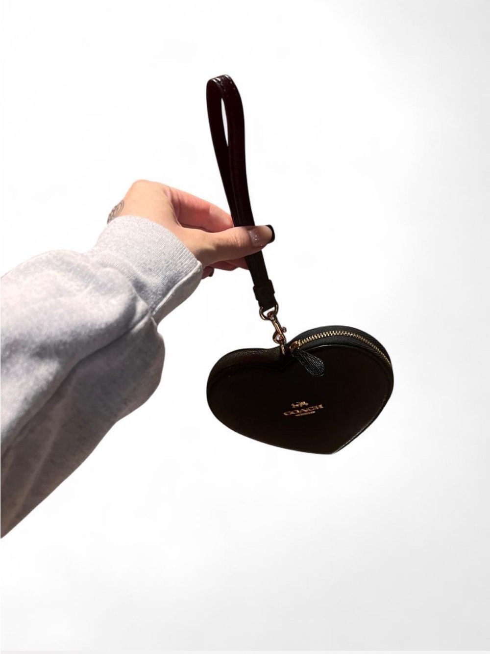 💖 Authentic Coach Black Leather Heart Wristlet 💖